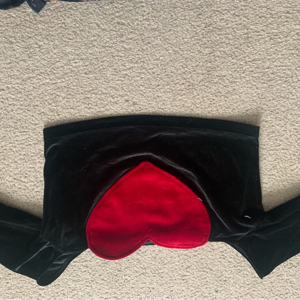 Heart crop top